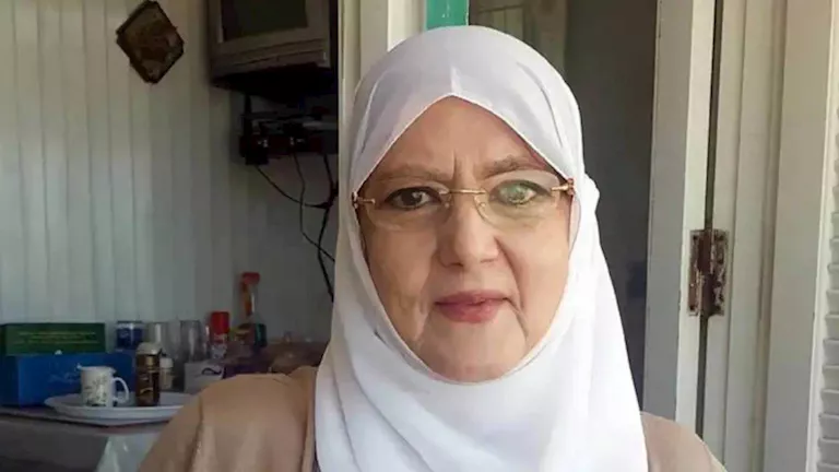 شمس البارودي تدعو على مخترق حسابها: ربنا ما يربحك ولا يريحك